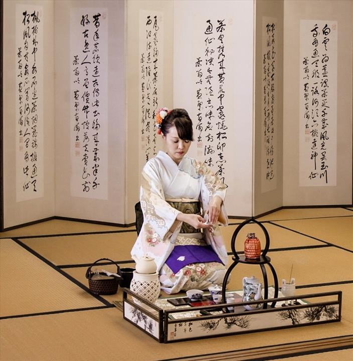 涵養日本禮儀的小笠原流煎茶道 從茶至心、由心至茶的人生之道